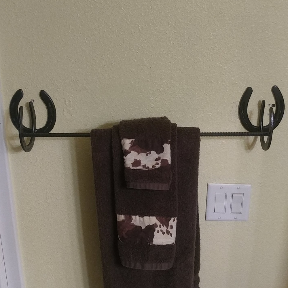 Rustic horseshoe towel holder